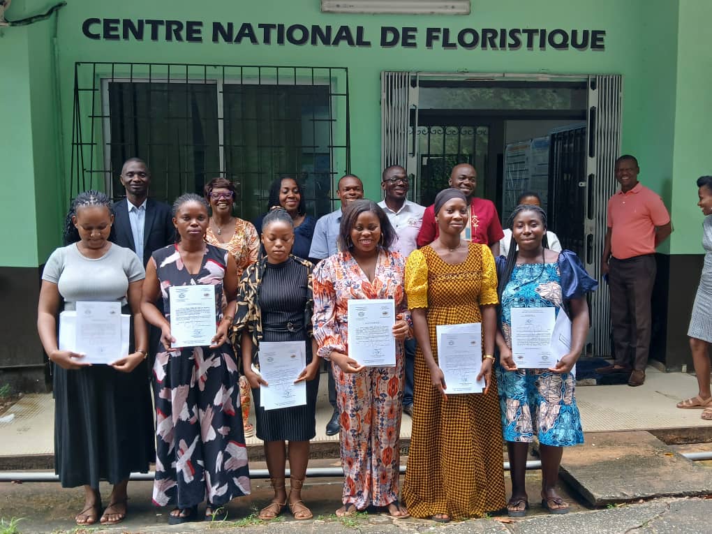 Formation “Biodiversité et Culture des Champignons Comestibles” Devenez producteur de champignons comestibles grâce au CNF !